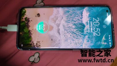 实力大比拼：手机小米11pro和11比较区别哪个好？优缺点总结分析！！ 