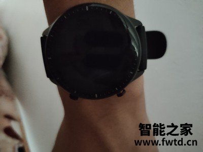 认真分析:华米Amazfit GTS 2e和GTR 2e哪个好?区别什么呢!!使用三个月感 认真分析:华米Amazfit GTS 2e和GTR 2e哪个好?区别什么呢!!使用三个月感