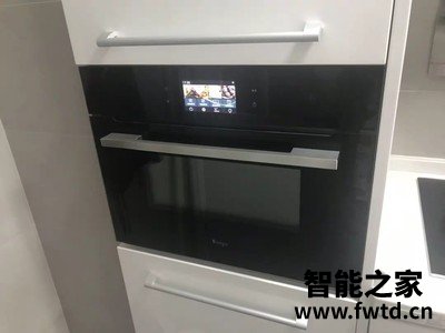 凯度st40dz-a8和r8对比哪个好?用后一个月告诉大家实情 凯度st40dz-a8和r8对比哪个好?用后一个月告诉大家实情