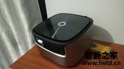 爱普生tw5700 tw5800哪个要好些,区别很小么?优缺点如何 爱普生tw5700 tw5800哪个要好些,区别很小么?优缺点如何