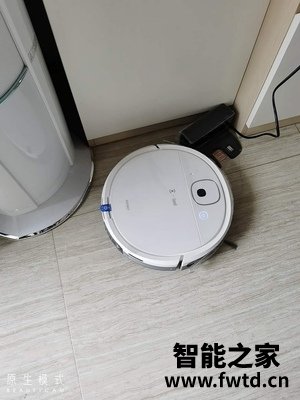 科沃斯N8pro和T8哪个好些，区别很大么？感觉如何 