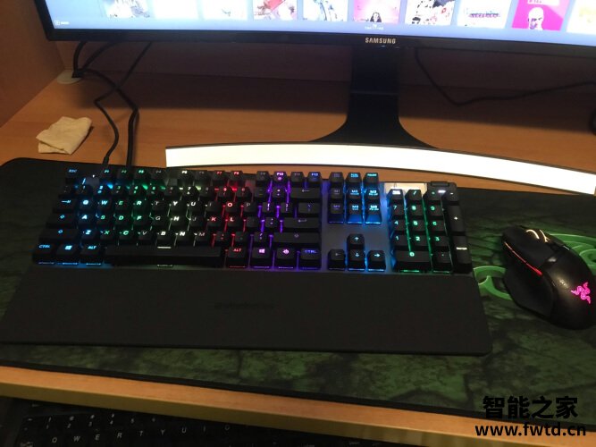 达人爆料赛睿apexpro和apex7怎么选？评测比较哪款好