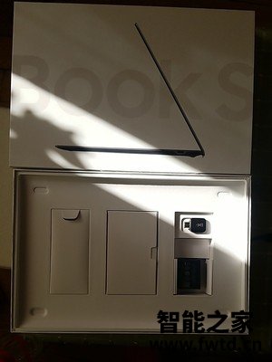 真相反馈:三星Galaxy Book Flex 2评测怎么样?优缺点分析参考!! 真相反馈:三星Galaxy Book Flex 2评测怎么样?优缺点分析参考!!