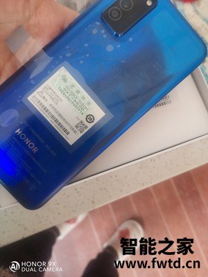 你想要了解的:荣耀V40PRO评测怎么样?有哪些优缺点??使用一个月后悔了 你想要了解的:荣耀V40PRO评测怎么样?有哪些优缺点??使用一个月后悔了