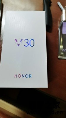 你想要了解的:荣耀V40PRO评测怎么样?有哪些优缺点??使用一个月后悔了 你想要了解的:荣耀V40PRO评测怎么样?有哪些优缺点??使用一个月后悔了