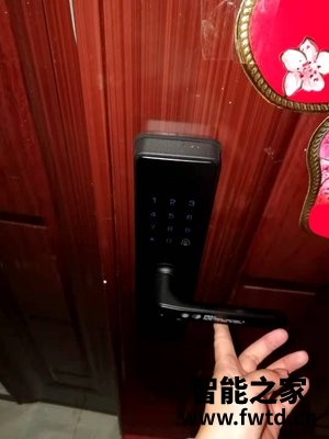 天猫精灵智能指纹锁怎么样上手一周讲真相？ 