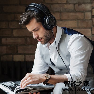 口碑剖析实情舒尔840和飞利浦x2hr哪个好？这样选不盲目