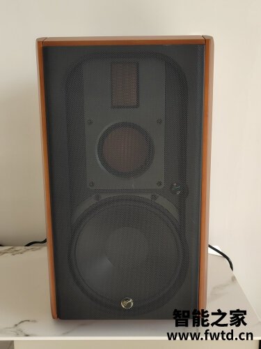 口碑实情分析惠威d300和m200mkii对比？评测哪一款功能更强大