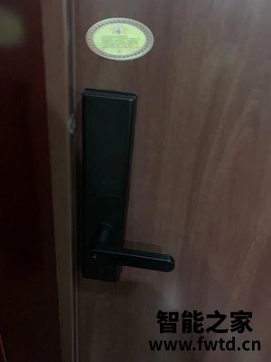 打听下鹿客T1 pro耀岩黑怎么样上手一周讲感受真相 