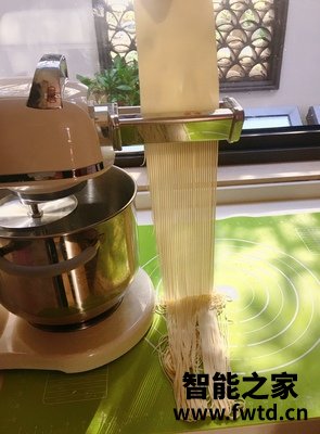 君焙厨师机L1怎么样?一招分真假,冤枉钱千万别乱花 君焙厨师机L1怎么样?一招分真假,冤枉钱千万别乱花