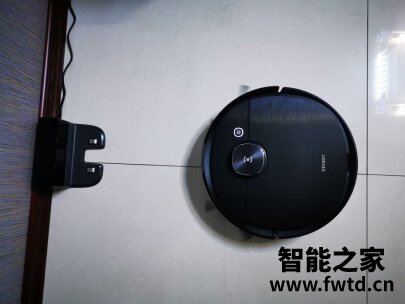 科沃斯超能王和T8对比哪个好?用后一个月告诉大家实情 科沃斯超能王和T8对比哪个好?用后一个月告诉大家实情