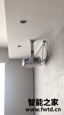 明基W1120投影仪怎么样用后一周说良心感受 