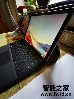 说说区别微软Surface Pro 8和Pro X区别哪个好?亲身体验告诉你 说说区别微软Surface Pro 8和Pro X区别哪个好?亲身体验告诉你