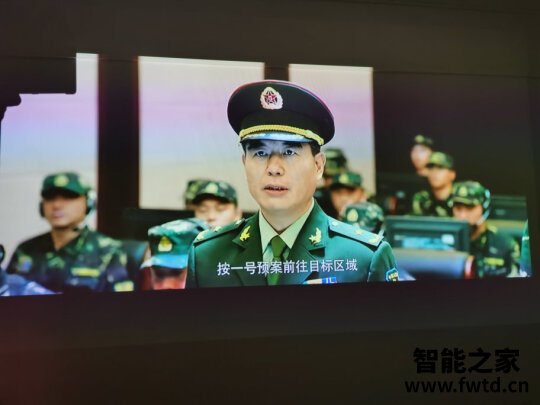 坚果投影仪怎么样？上手后诉说实情感受 