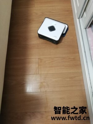 iRobot Roomba e5和iRobot Roomba980哪个好什么区别?优缺点如何?评测下 iRobot Roomba e5和iRobot Roomba980哪个好什么区别?优缺点如何?评测下