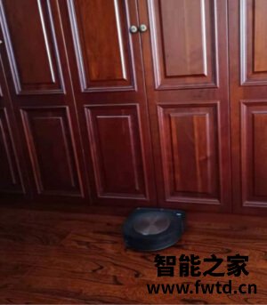 质量反馈评测iRobot s9+扫地机器人和iRobot Braava381哪个好什么区别？入手