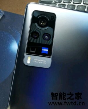 vivo X60和vivo X60 Pro哪个好什么区别真实使用感受,优缺点揭秘 vivo X60和vivo X60 Pro哪个好什么区别真实使用感受,优缺点揭秘