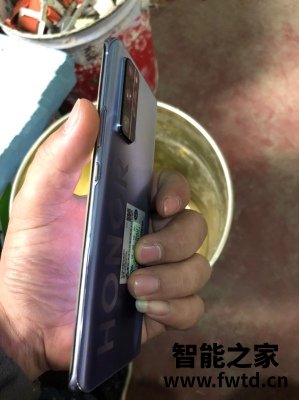 用了评测黑鲨4和黑鲨4pro哪个好区别是,使用七个月反馈 用了评测黑鲨4和黑鲨4pro哪个好区别是,使用七个月反馈