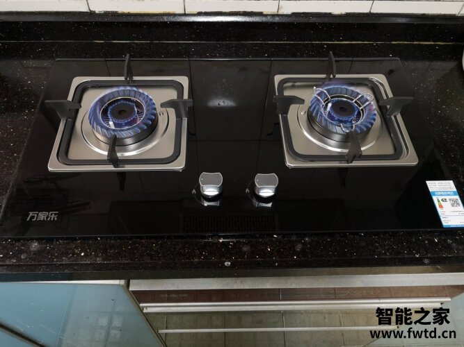 「功能解读」万家乐k260b 万和c3l560比较 哪款好？评测结果不看后悔