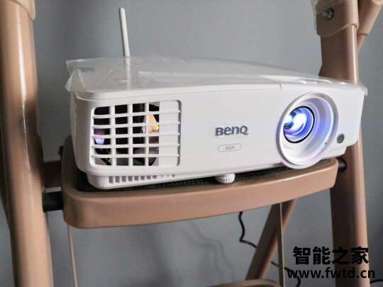 明基E500S投影仪怎么样?吐槽我的感受!真相大揭秘 明基E500S投影仪怎么样?吐槽我的感受!真相大揭秘