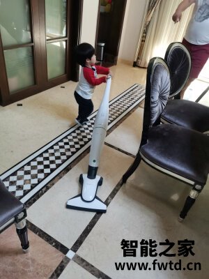 【真假鉴别】福维克无线吸尘器 vb100怎么样?非常后悔了是真的吗? 【真假鉴别】福维克无线吸尘器 vb100怎么样?非常后悔了是真的吗?