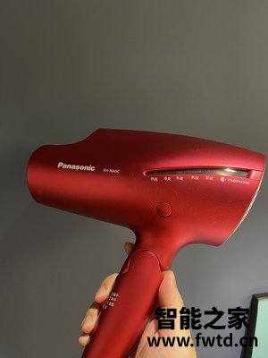 一起说说：评测松下电吹风机EH-WNA0H-W405怎么样，特别高大上？