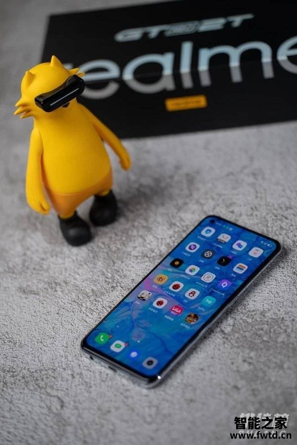 真我gtneo2t屏幕素质_真我gtneo2t屏幕尺寸