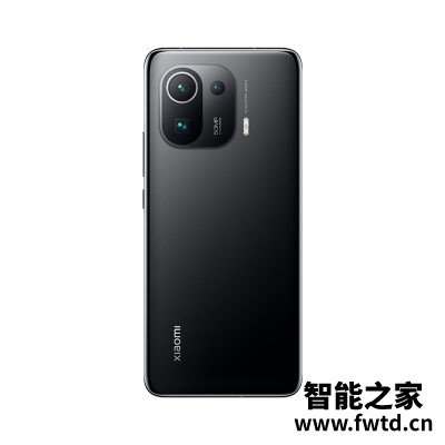 实际使用感受iqoo8Pro和小米11Pro有什么区别测评哪个好一些？纠结，想买不敢买