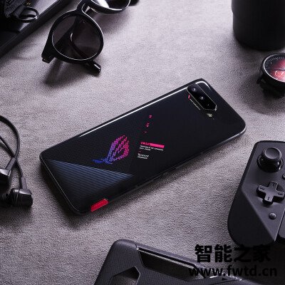 参照评价一下rog5pro和红魔6pro区别有没有？比较哪款好？你们觉得值不值？